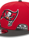 Oakley x Tampa Bay Buccaneers 9FIFTY Snapback red tambuc