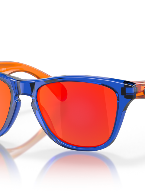 Frogskins™ XXS (Youth Fit) prizm ruby Lenses, crystal blue Frame